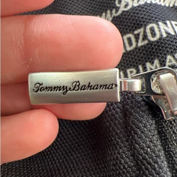 Tommy Bahama Island Zone Red Rocks Park and Amphitheatre Size 3XL - Picture 11 of 12